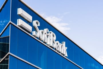 ソフトバンクG「史上最高益」の光と影　AI投資加速と市場の冷静な評価