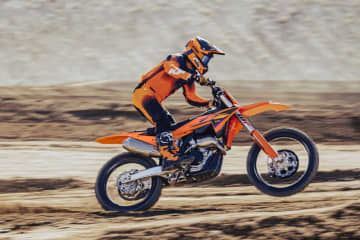 KTMがMY2026モデル発表　モトクロス＆クロスカントリー6機種が登場