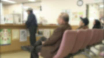 【解説】高齢者の医療費「3割」の自己負担どうなる？若い世代の負担減らすには…年内にも結論か