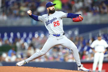 ドジャース一筋右腕が退団、22年に16勝でブレイク「今オフには複数球団が興味を示す」リハビリ中ながら注目投手のひとりに