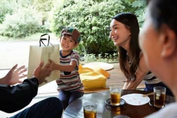 自分の実家や義実家に滞在する時、宿泊費として現金を渡す？渡さない？