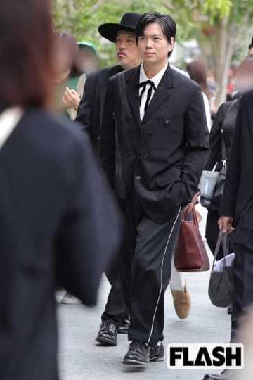 NEWS・加藤シゲアキとドラマ初共演の“元メンバー”にファン感激…活動自粛、地道な舞台活動実らせ露出急増中