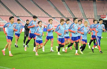 【日本代表】主力MFの鎌田大地が前日練習で別メニュー、ガーナ戦はスタメン回避へ