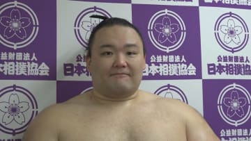 朝乃山が3連勝！土俵際まで追い詰められるも巻き返して寄り切りで錦木を下す　大相撲九州場所5日目