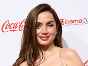 トム・クルーズと破局のアナ・デ・アルマス、イケメンベンチャーキャピタリストとデートを目撃される