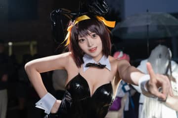 【コスプレ】「涼宮ハルヒ」バニー併せ、人気ラノベの「このすば」「リゼロ」に『崩スタ』まで！池ハロに集った美麗レイヤー10選【写真27枚】
