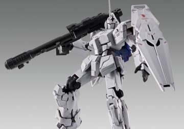 「G.F.F.M.C. ユニコーンガンダム」彩色質感を一新！“魂ストア限定仕様”による、深みを増したホワイトがカッコ良さを引き立てる