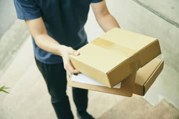 これってカスハラ？わずかな遅延も許されない苦悩…クレーマー客の担当を外してもらえず、出来高制の配達員が抱えた絶望