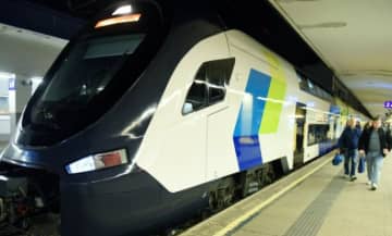 中国製「パンダ」列車がオーストリアでデビュー、欧州メディアが注目