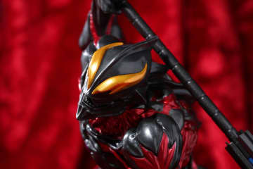 「ウルトラマンシリーズ 豪塊 ウルトラマンベリアル」フォトレビュー豪快かつ綿密な造形美で、悪のウルトラマンが立体化