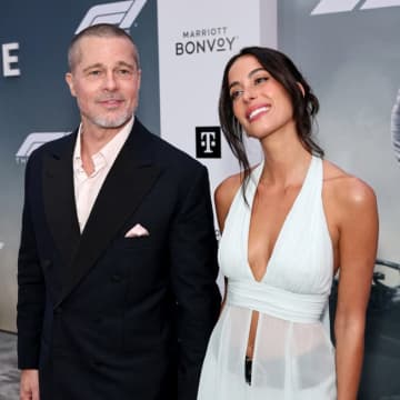 ブラッド・ピットとイネス・デ・ラモン、プレミア後の親密なデートナイト