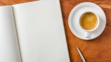 朝15分以内のひとり時間で変わる！「机に向かってやりたいこと」3つ