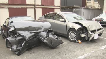 歩行者が巻き添えに…車同士が衝突し近くにいた69歳女性が巻き込まれ死亡 どちらかの車が中央線はみ出したか