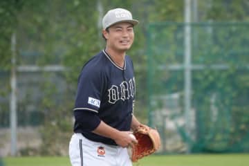 戦力外報告で妻は「私が働く」　減俸で育成契約…27歳2児の父を支えた“家族の絆”