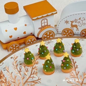 何かわかる？あのお菓子で作るクリスマスツリー