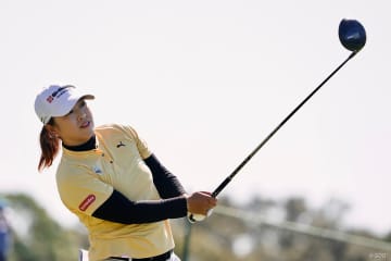 西郷真央は好感触の4位発進 シード圏外の渋野日向子54位、西村優菜76位