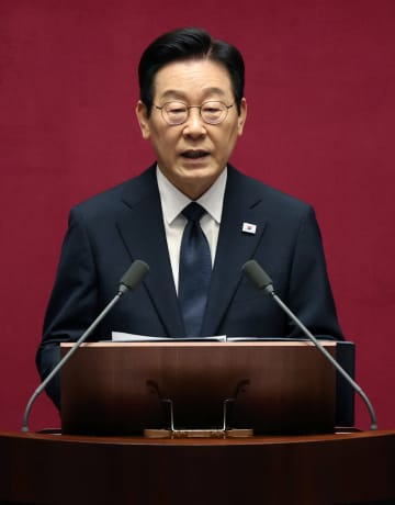 韓国、国防費3.5％へ　原潜は自国内で建造、米と合意