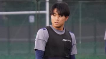 「感謝の気持ちをプレーで表現できたら…」“古巣”V・ファーレン長崎入団内定の東洋大MF鍋島暖歩が抱負を語る！