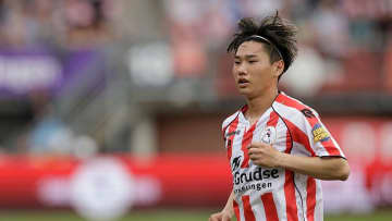 3ヶ月離脱した23歳日本代表MF、先制ゴールの活躍！復帰後初先発で「彼は好調だ」