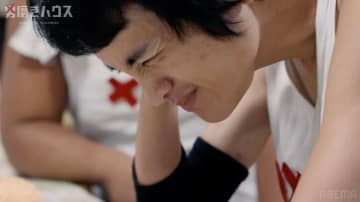 178cm47kgの“ガリガリ”男子、6000kcal完食ミッションで倒れ込み錯乱「どうかしてる…」