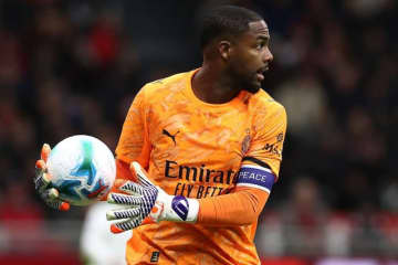 フランス代表の守護神メニャンにユヴェントス、チェルシー、バイエルンが注目…ミランは後任に鈴木彩艶をリストアップか