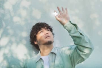 秦基博、公式プレイリスト「HATA MOTOHIRO Animation Songs」配信開始