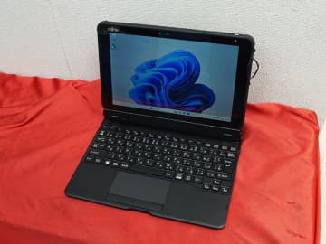 10.1インチWindowsタブレット「ARROWS Tab Q5010/DEG」が9,800円！訳あり中古品セール