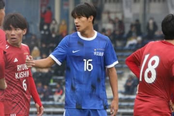 「市船のユニホームを着て選手権に出る」夢はまたも叶わず。２年生CB篠崎健人は力不足を痛感。思い通りにいかない一年を必ず来年への糧に