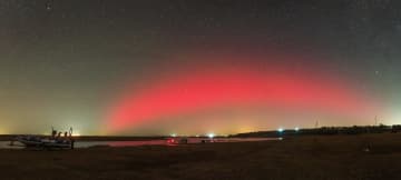 中国黒竜江省の夜空にオーロラ　磁気嵐が影響