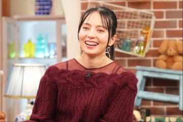 ベッキー「素晴らしい！」横浜市の一軒家に“絶景の塔”が？そこに行くための、隠し通路のまさかの場所とは