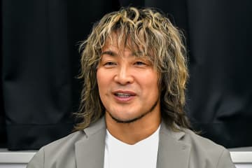 【新日本】棚橋弘至、最後の写真集発売でまさかの告白「ACEという称号は、俺が引退と同時に持っていっちゃってもいいのかな」引退試合の相手オカダ・カズチカについても言及