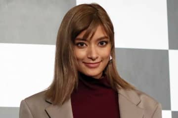 ローラ、人気絶頂のなか突然消えた“背景”を告白…　視聴者「泣けてきた」「1つ1つが刺さります」
