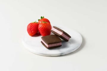 Minimalから冬季限定「苺＆抹茶」が登場！香り広がる至福のサンドクッキー