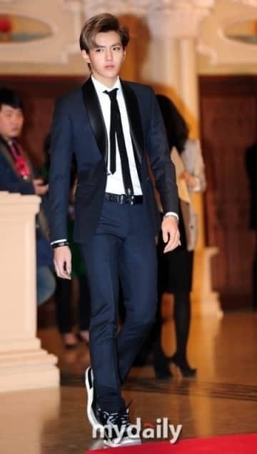 “性犯罪で服役中”元EXO クリス、死亡説が拡散…報道うけ中国警察が否定