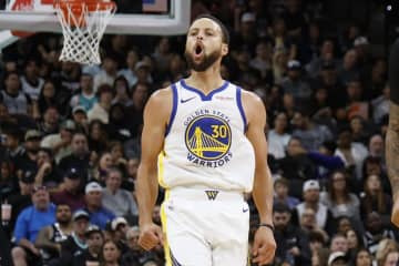 復帰２戦目で46得点の大爆発！カリーが通算73回目、30歳以降ではジョーダンに次ぐ43回目の40点ゲーム達成【歴代ランキング一覧】＜DUNKSHOOT＞