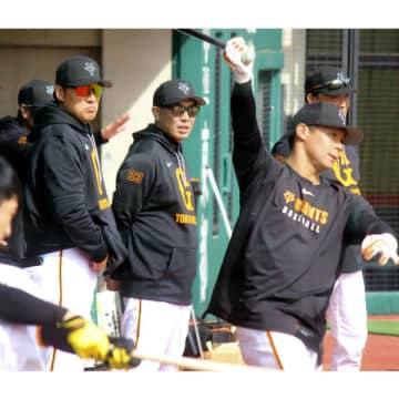 阿部巨人かつての盟友・李承燁氏に打撃コーチ緊急打診の深層…来季首脳陣発表後にナゼ？