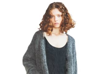 【明日なに着る？】ブランケットのようなやわらかさ「軽くてあたたかい」モヘアカーディガン