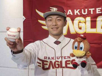 藤原「初勝利、160キロ」　楽天1位、花園大初のプロ