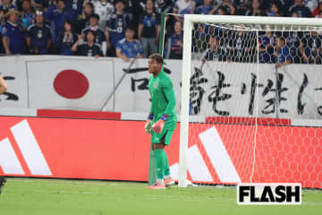 サッカー日本代表、期待された“GK王国”化に黄信号…鈴木彩艶は骨折、注目される日独ハーフ“ブレーメン守護神”の選択