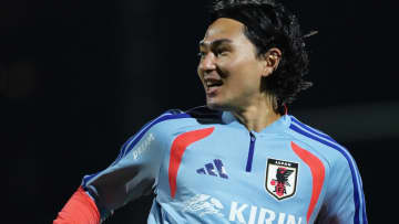 南野拓実が先制ゴール　佐野海舟がドリブルで持ち上がり→中央フリーで受け冷静に流し込む　ガーナ戦