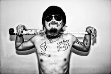 流血ブリザード - GGアリン・トリビュート盤と4thフルアルバム同時リリース。パンク／ハードコアを軸とした多彩な音楽性で、怒りや苦しみや下衆っぷりを赤裸々に表現