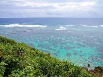 64歳男性・宮古島で3泊夫婦旅30万5000円「サンゴ礁が見える透明な海は確かにきれいだった」