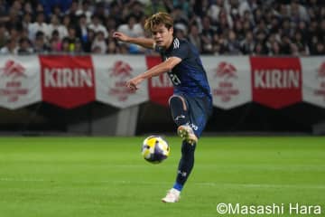 日本代表が“佐野海舟→南野拓実”で鮮やか先制！自ら奪って運んでラストパスを送った24歳MFに｢すごすぎない？｣｢これはボランチ1番手やで｣｢遠藤航を超えそうだな｣