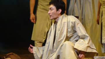 草彅剛主演、杉野遥亮・瀧内公美・鈴木 仁・中沢元紀etc.出演 舞台『シッダールタ』開幕 コメントも＿