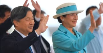 天皇陛下のネクタイ、あの大事な式典でも使われたものだった。どんな意味？