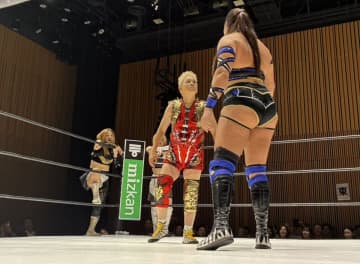 【ＬＬＰＷ－Ｘ】神取忍　大怪獣・ボジラと初遭遇「威圧感とか怖さはなかったよ。鼻くそだな」