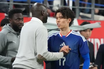 MF田中碧の謝罪、ガーナ識者が感銘「互いを尊重する姿勢は本当に素晴らしい」接触プレーで相手選手フランシスが負傷交代