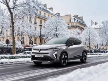 Renault Japon、新型チャプターにエクステンデッドグリップとオールシーズンタイヤを装備した限定モデル発売