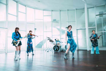 【密着レポ】East Of Eden、凛とした愛を奏でる「Our Fate」で見せたしなやかな青の世界