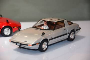 タミヤ、プラモデル「1/24 マツダ サバンナ RX-7」26年ぶりの再販を発表モーター走行モデルからディスプレイモデルへ変更